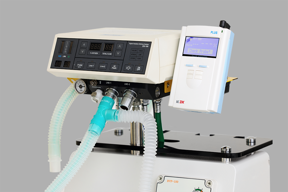 홍대피부과 마인드에서 사용하는 비수면 통증제어 에어녹스 장비