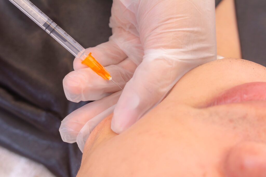 홍대 마인드피부과 사각턱 보톡스 전 근육 체크