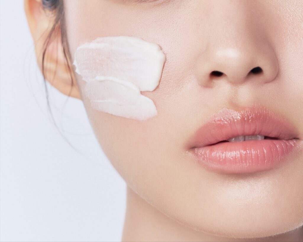 홍대입구역피부과 시술 후 유지를 높이기위해 관리