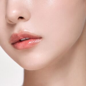 Close,Up,Of,Beautiful,Young,Asian,Woman,With,Fair,Youthful