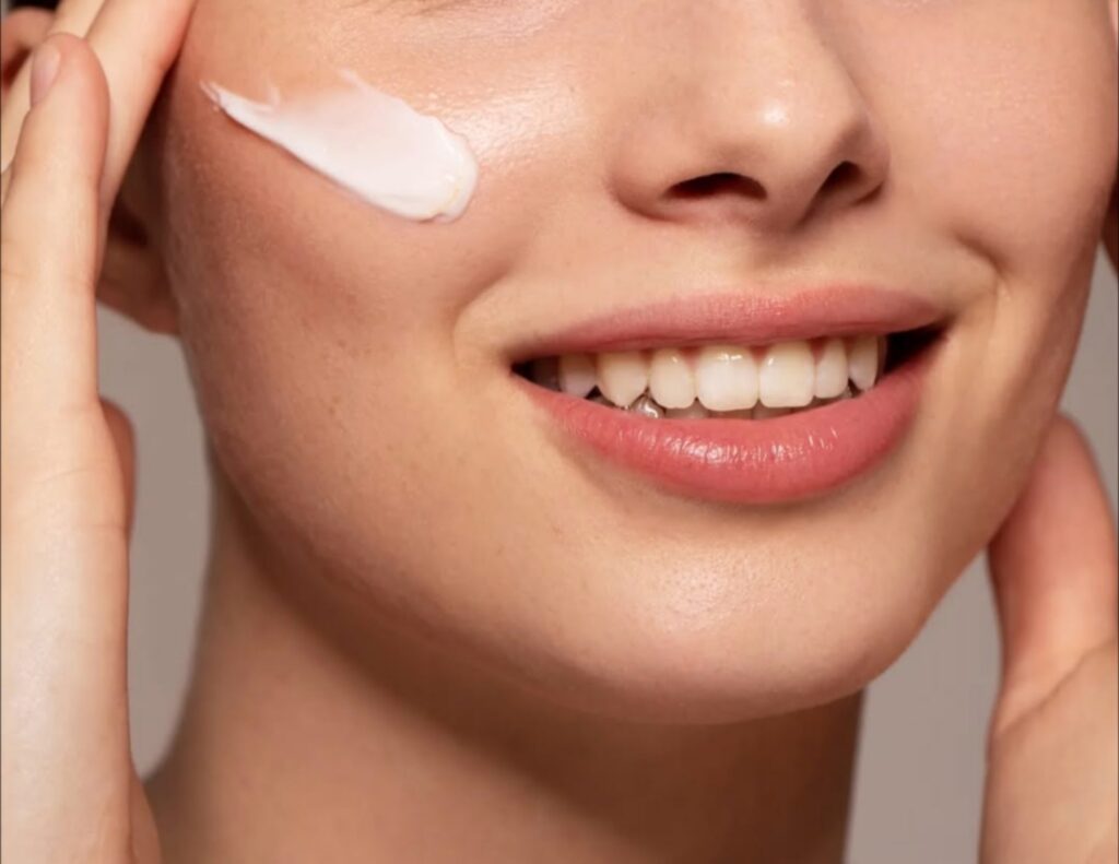 홍대리쥬란 시술 후에는 자극을 줄이는것이 좋으며 보습관리가 중요